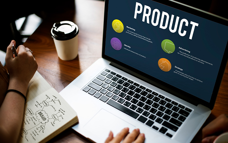 New product development dashboard showing gates, specs, budget and timeline​